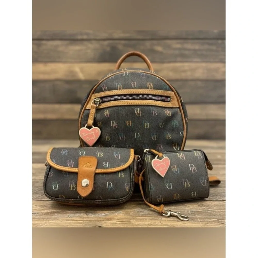Ultra Rare Find Complete Vintage 3 Piece Matching Dooney & Bourke Set